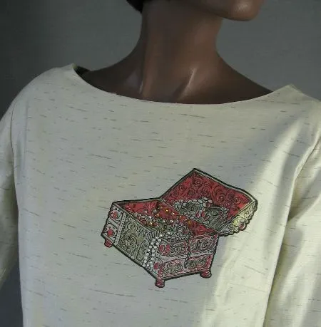 50s Top Vintage  60s Women's Blouse Trapeze Jeweled Treasure Chest Ruffle Edge Shirt Large Phil Jacobs VFG