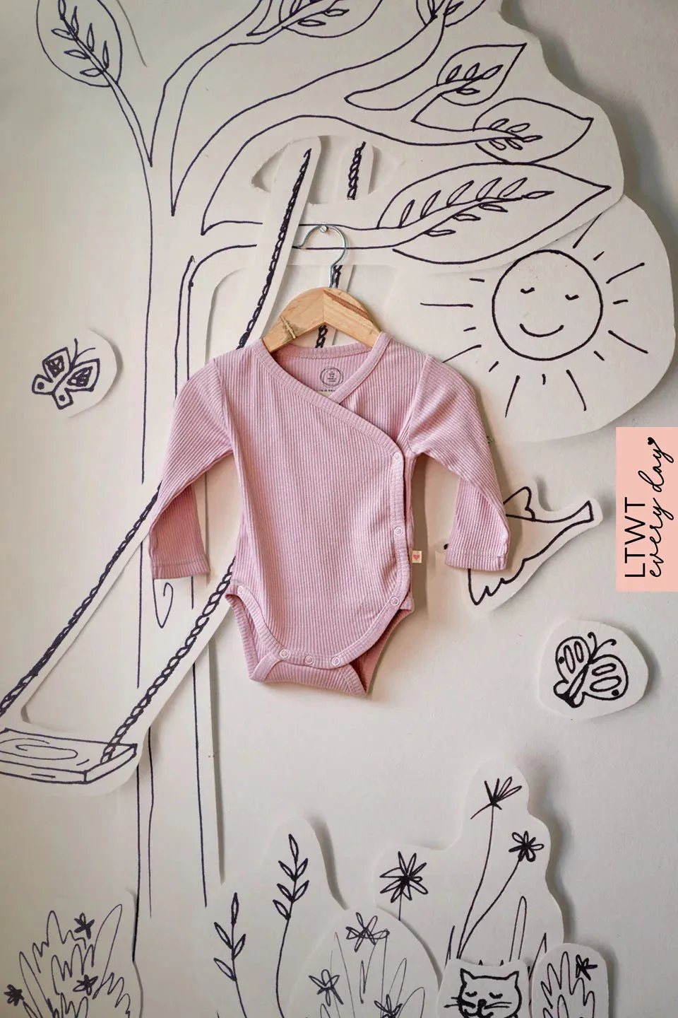 Everyday Unisex baby onesie - Rosepink