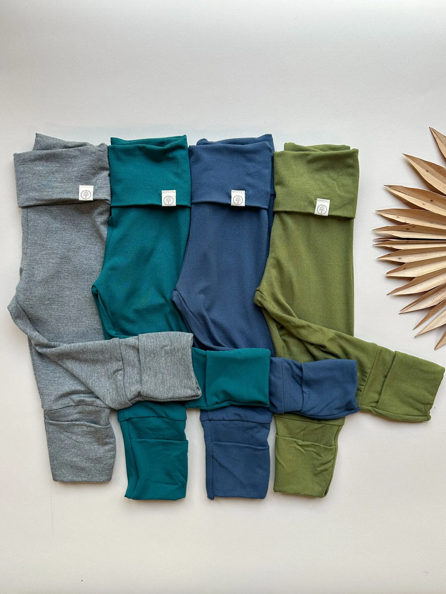 Fold-Over Footie Bamboo Leggings | Olive