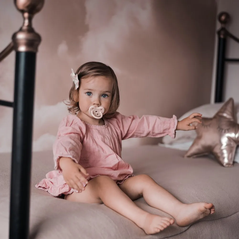 Hevea Natural Rubber Round Pacifier - Gorgeous Grey (3-36 Months)