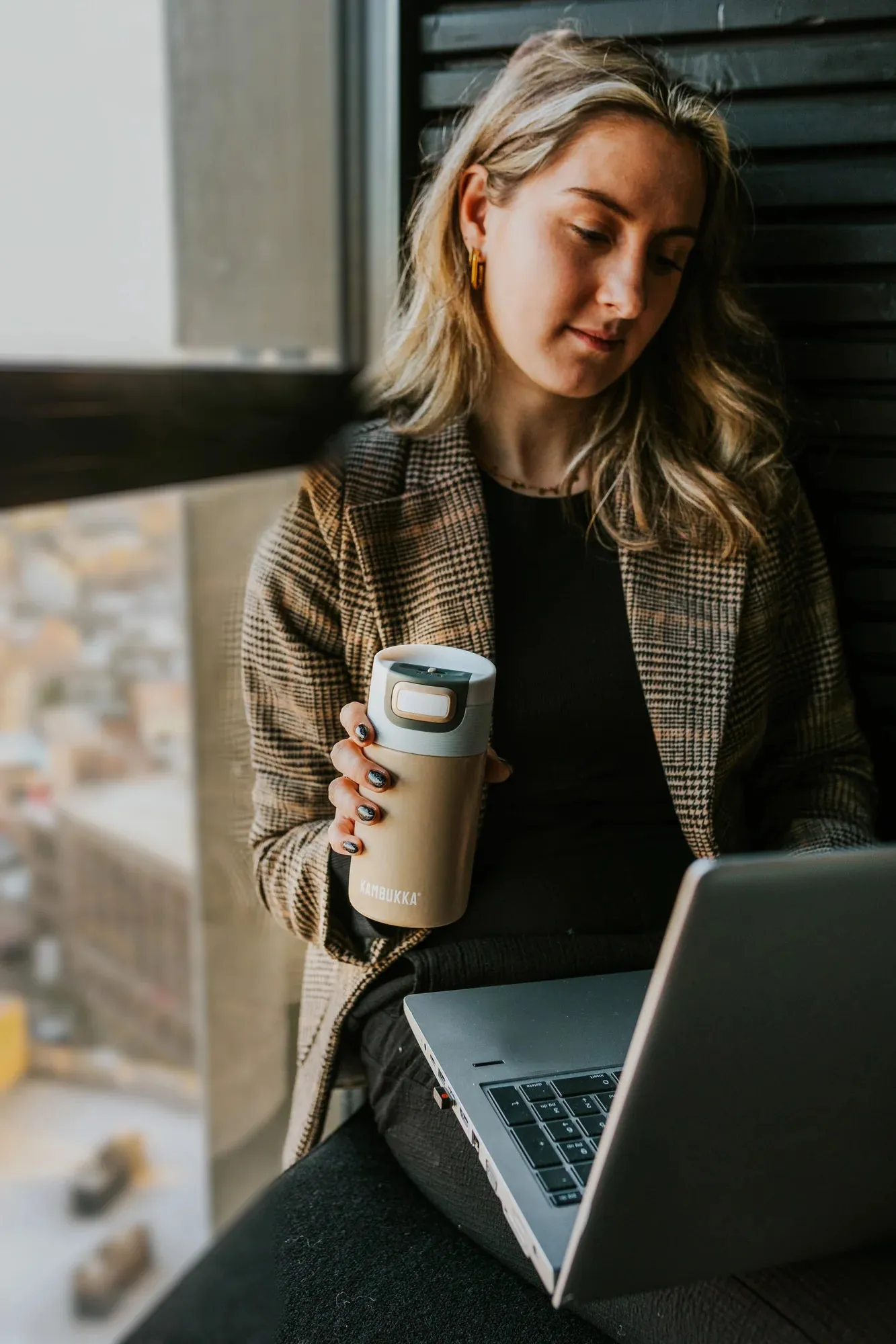 KAMBUKKA Etna travel mug 300ml iced latte