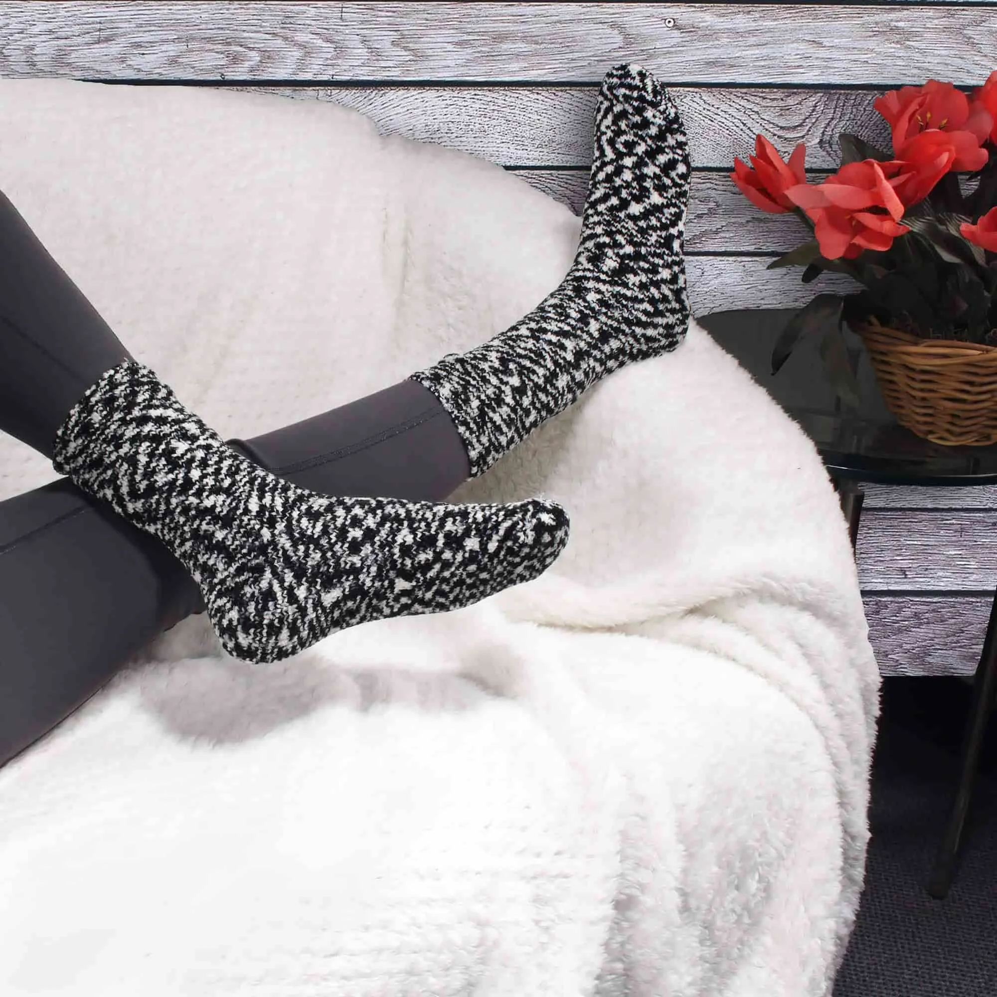 Women's Vintage Chenille Knit Socks